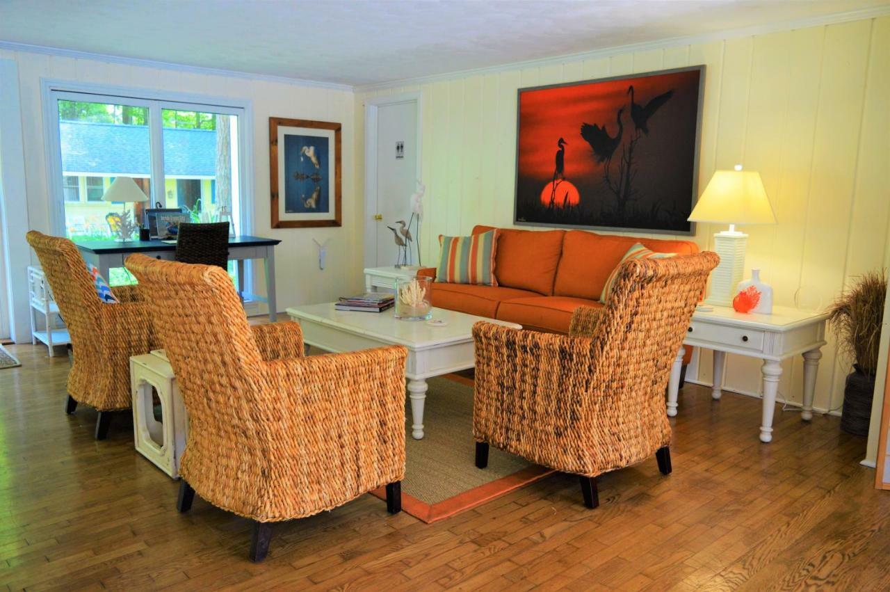 Meris Gardens B&B Bethany Beach Exterior photo